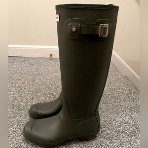 Hunter Tall (Rain) Boots for Sale!!
